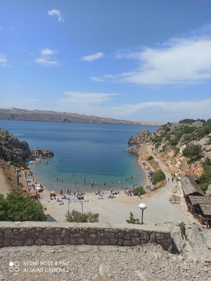 Apartmani Ivankovic Karlobag Buitenkant foto