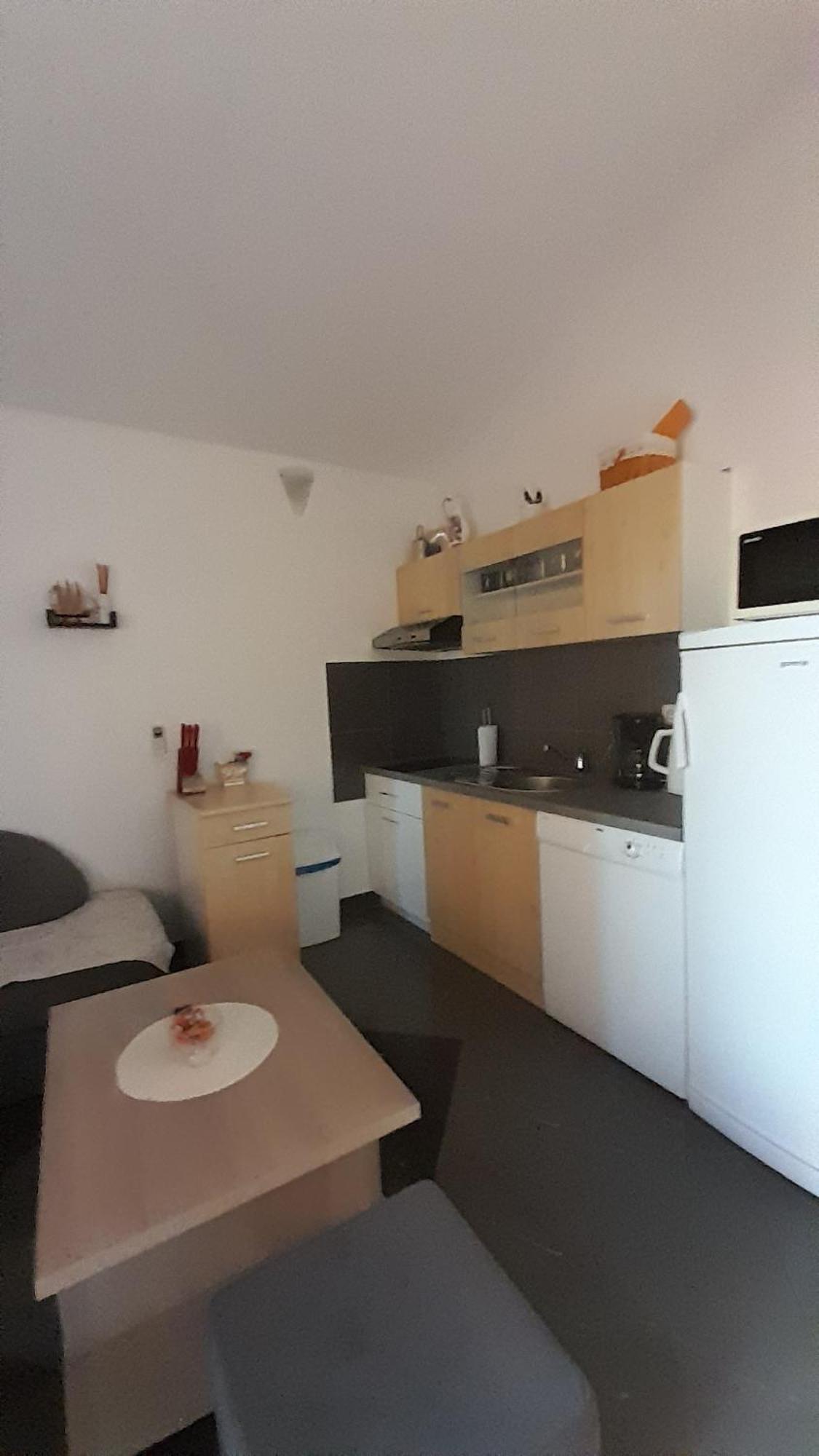 Apartmani Ivankovic Karlobag Kamer foto